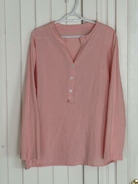 Woman’s Long-Sleeve Pink Henley Shirt
